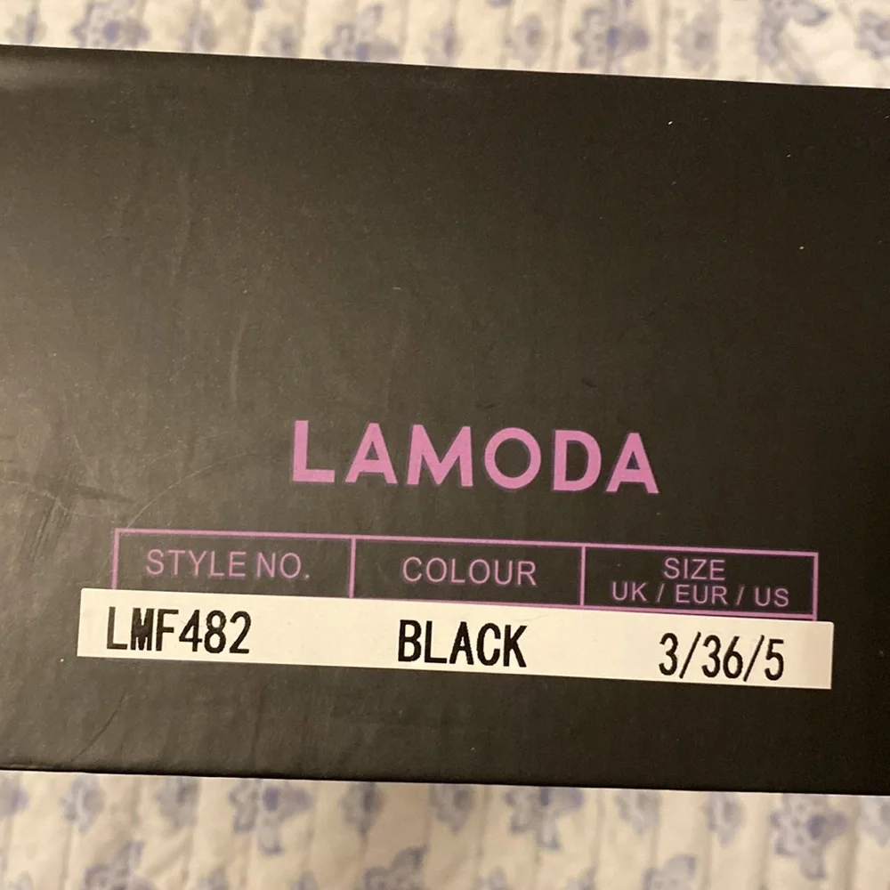 platform black boots